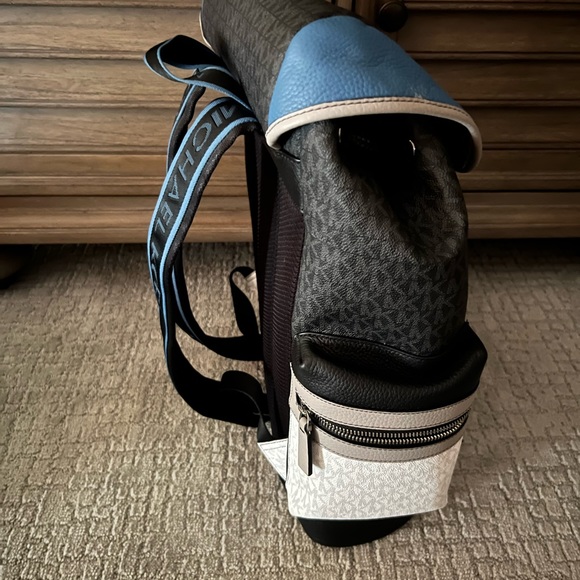 🌟BRAND NEW 🌟🏷SET OF MICHAEL KORS MENS COOPER BACKPACKS 🎒 ‼️📚 - Picture 6 of 8